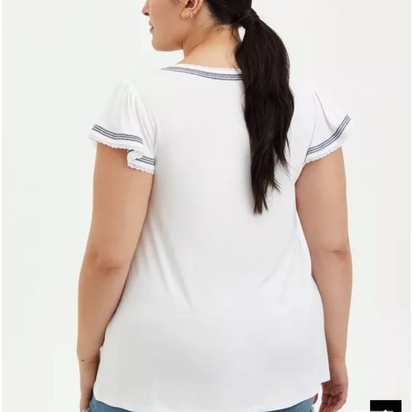 NWOT Torrid Super Soft Crewneck Embroidered Flutter Sleeve Top, sz 0 - Picture 3 of 8